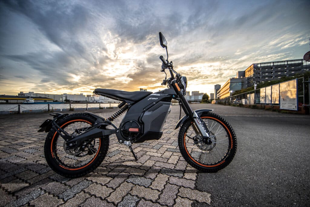Caofen F80 Street 1