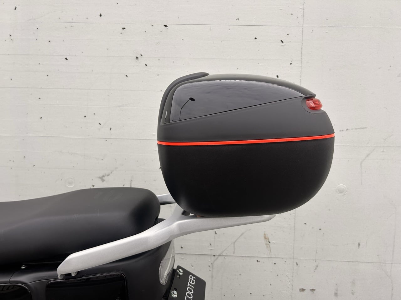 Ecooter M1 Topcase Noir Scooter électrique Microcorner