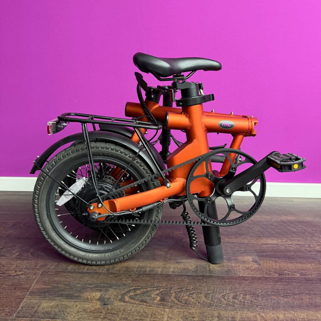 Flexi30 Orange Gefaltet Rechts