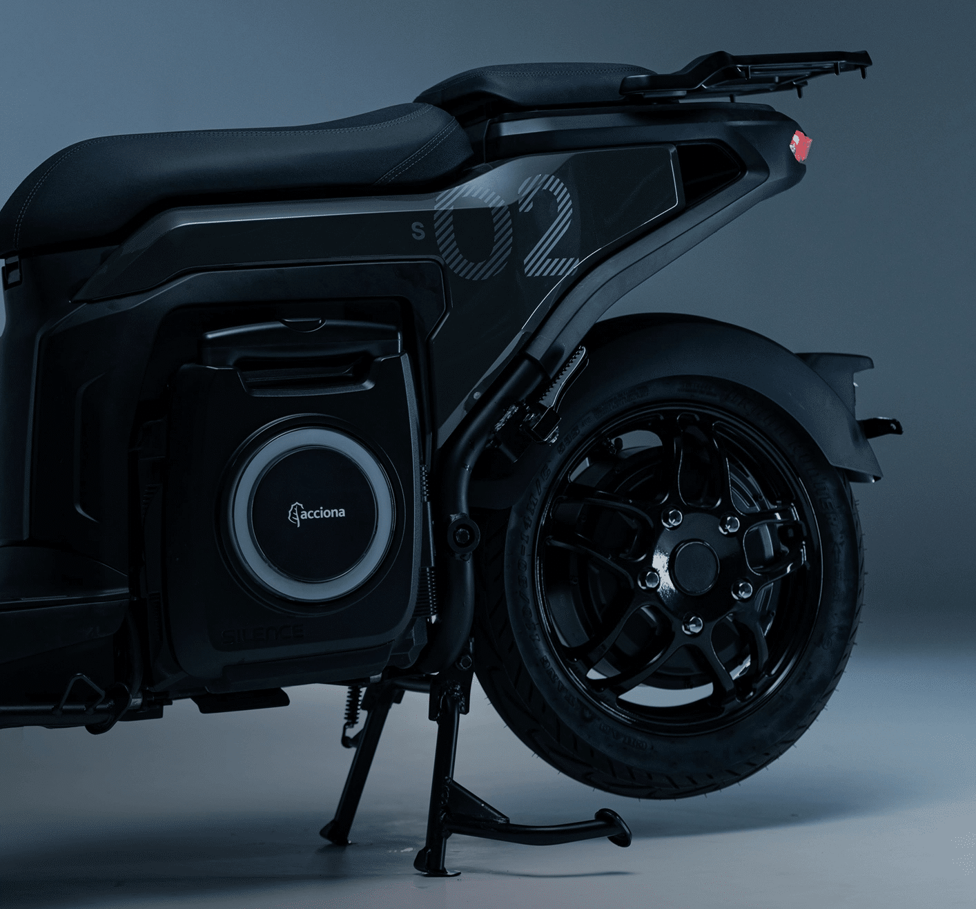 Silence New S02 Back Microcorner